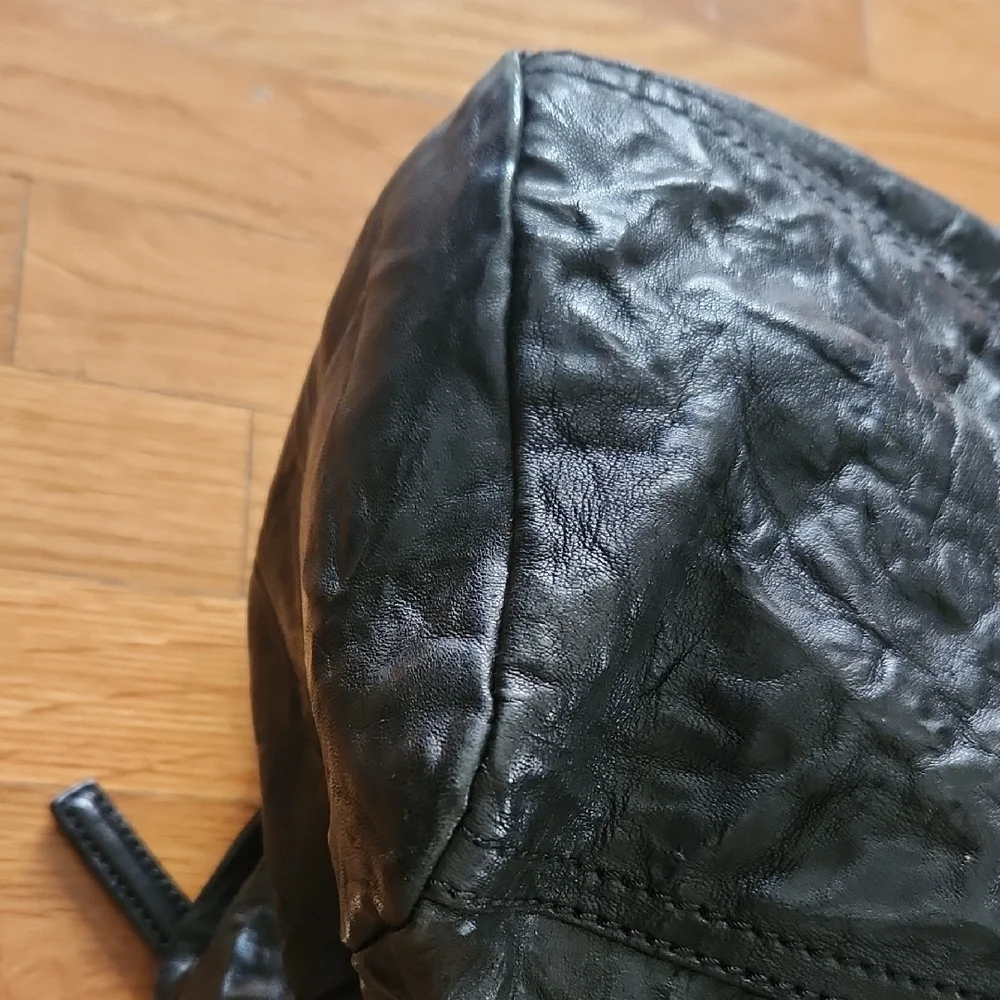 Givenchy Textured Black Crossbody Bag with Gold Accents - Picture 5 of 6